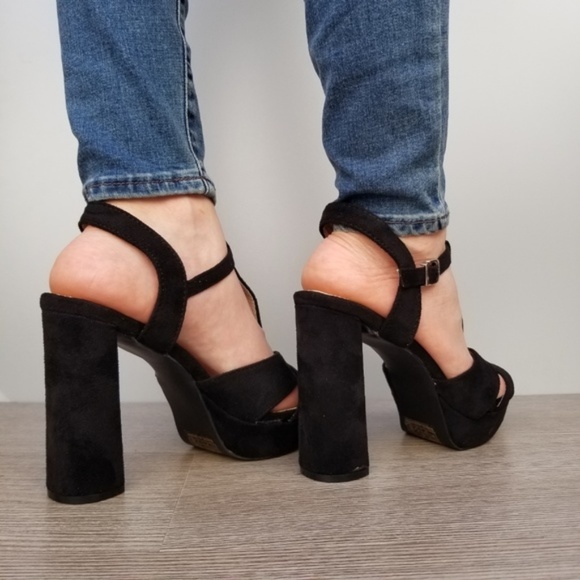 Vegan Suede Open Toe Platform Heel Sandal-K - Picture 4 of 7